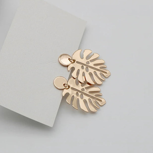 Dana's Hollow Alloy, Stylish, Leaf Round, Golden/Silver, Drop, Dangle, Trendy, Stud Earrings
