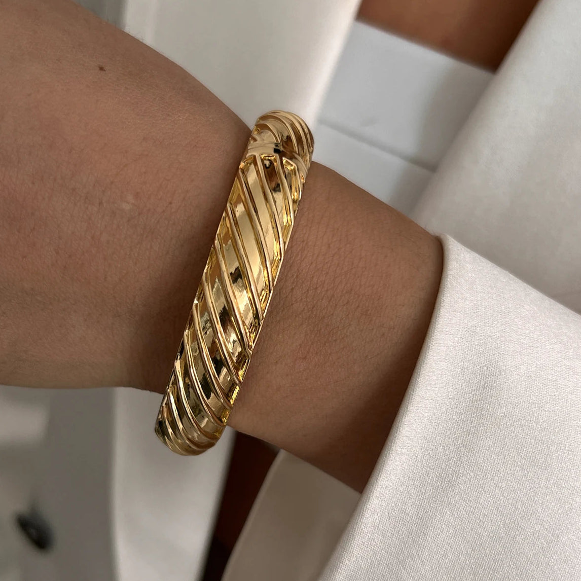 Noha's Chunky, Exaggerated, Trendy, Stylish, Vintage, Edgy, Bangles, Golden Bracelet