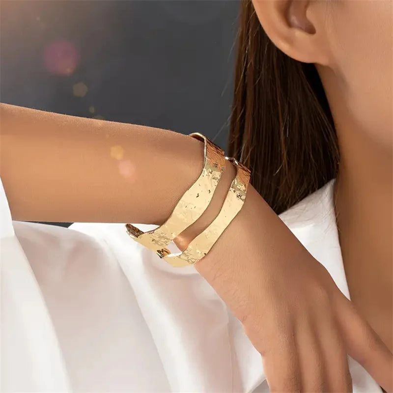 Haley's Geometric, Design shaped, Cuff, Bangle, Trendy, Stylish, Ring Bracelet set