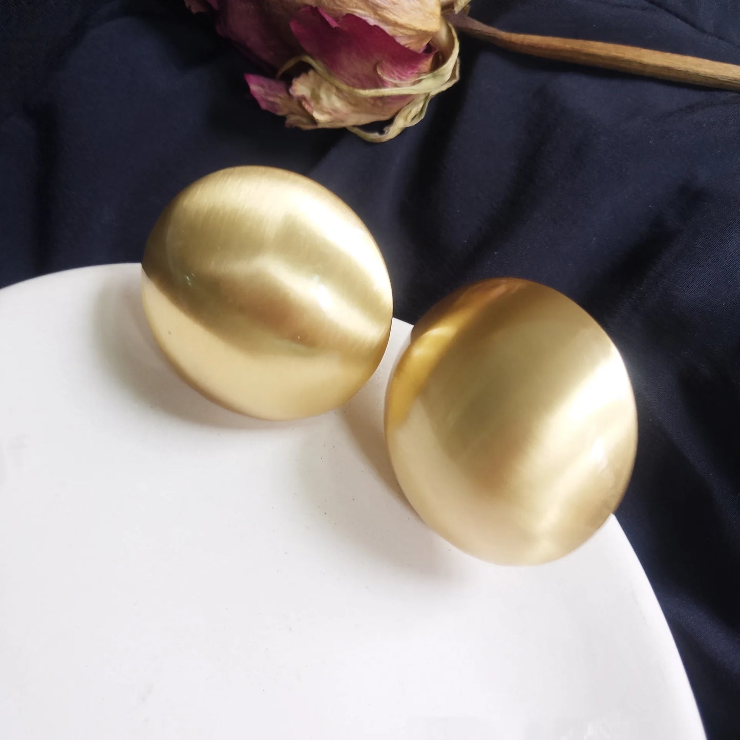 Rose's Big Round Gold Stud Earring - Gold