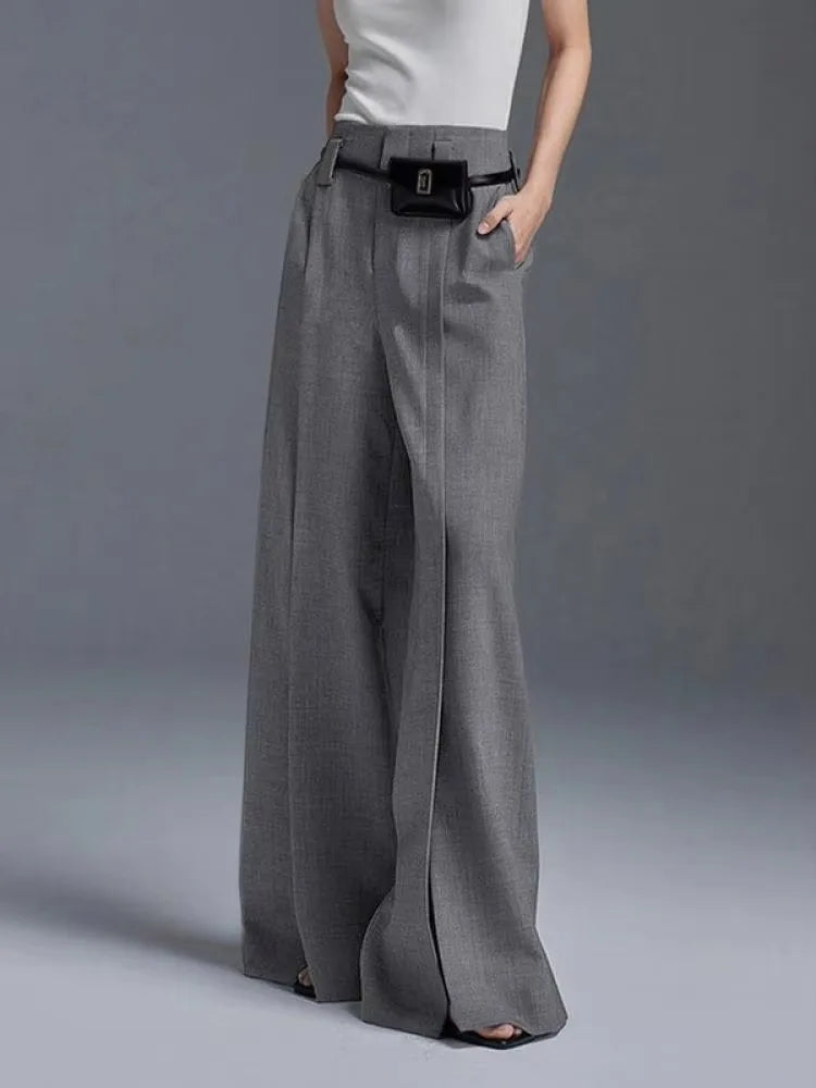 Salma's stylish high-waist wide legs pants with pockets