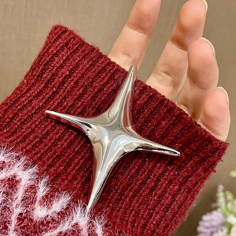 Janet's Cool Style Alloy Star Brooch