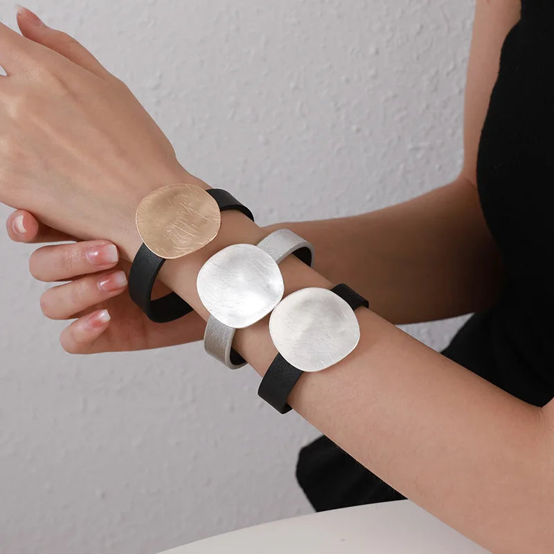 Marian's Luxury, Trendy, Stylish, Retro, Magnet Lock, Golden/Silver, Bangles Bracelets