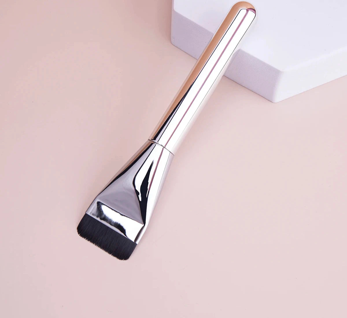 Nadia's Thin foundation brushes