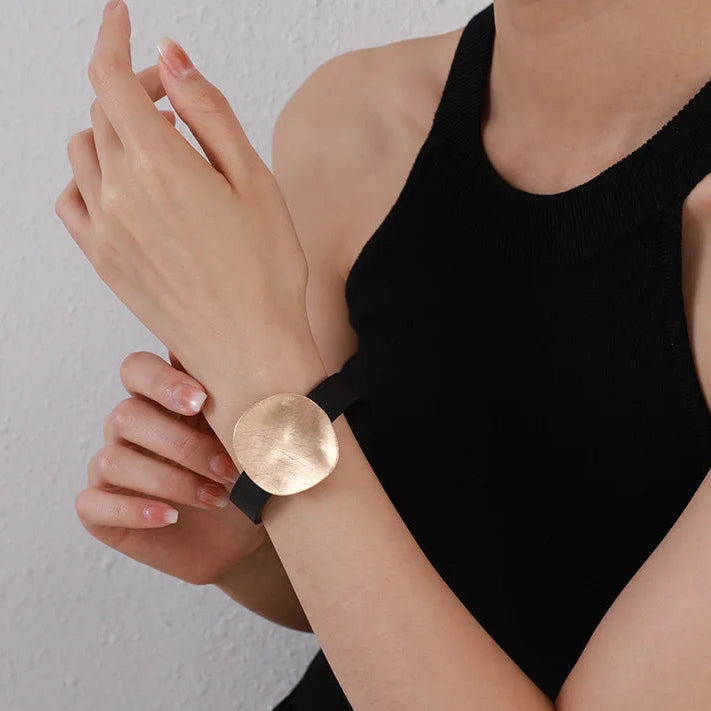 Marian's Luxury, Trendy, Stylish, Retro, Magnet Lock, Golden/Silver, Bangles Bracelets