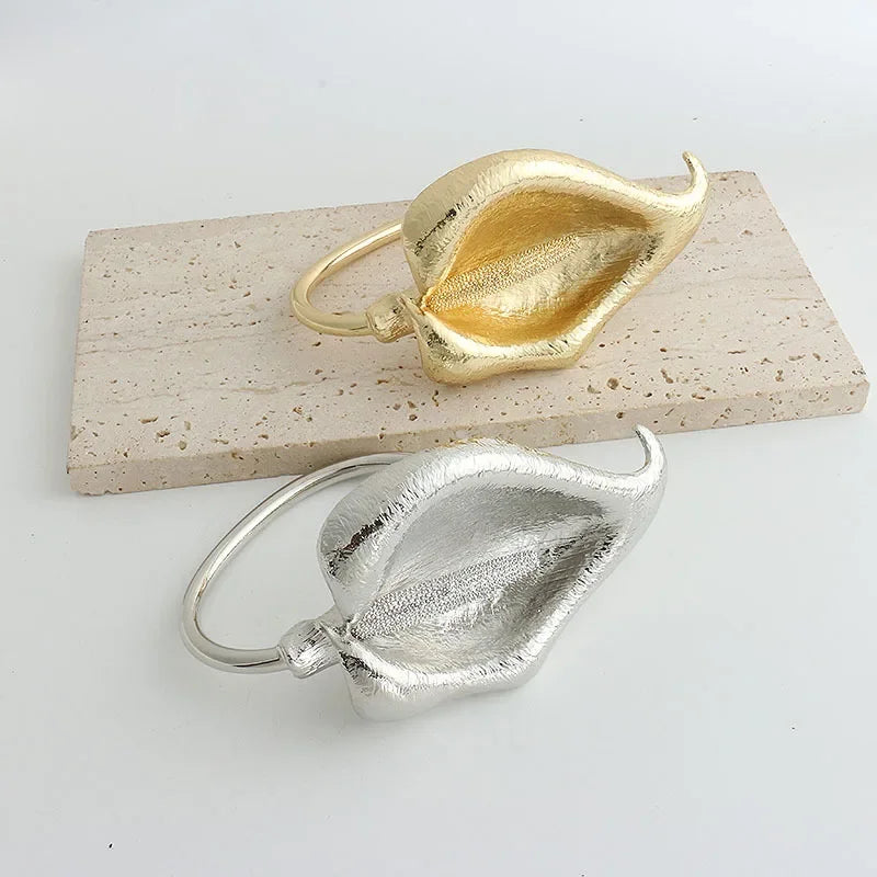 Marian's Unique, Edgy, Open, Large, Alloy, Leaf Bracelets