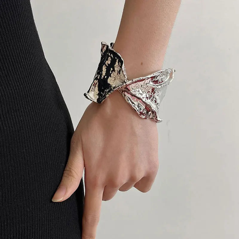 Ginny's Alloy Bracelet