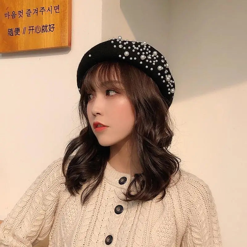 Liza's pearl wool beret