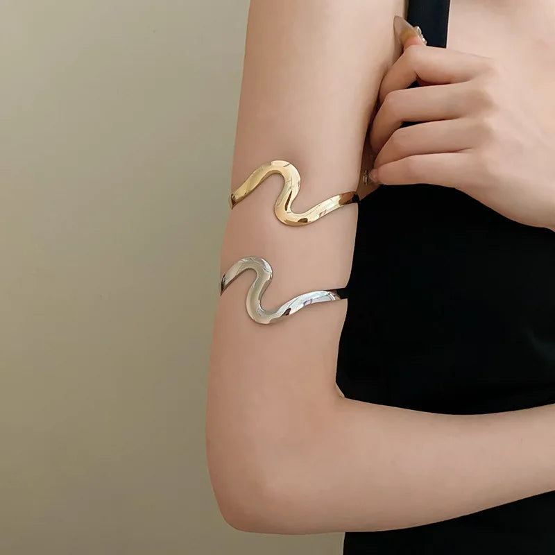 Zoe's Irregular Wavy Shape open Bracelet