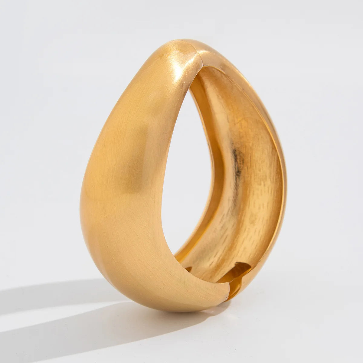 Rania's Chunky, Wide, Trendy, Vintage, Wavy, Stylish, Golden, Cuff, Thick, Bracelet