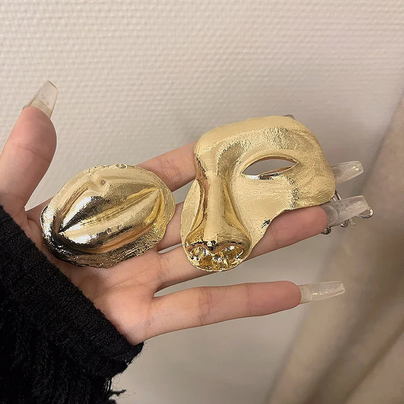 Mimi's Goth, Unisex, Trendy, Stylish, Punk, Vintage, Face, Lips Shape, Golden Brooch