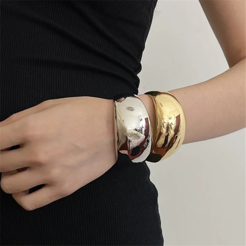 Maggie's Punk, Curved, Smooth, Trendy, stylish, Minimalist, Vintage, Open Bracelet