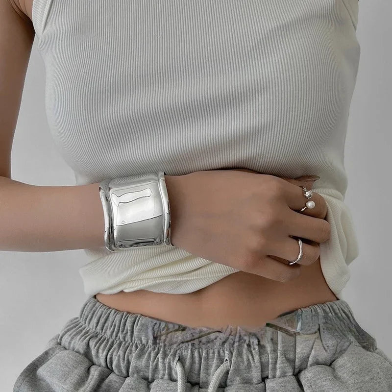 Didi's Metallic Open Bracelet