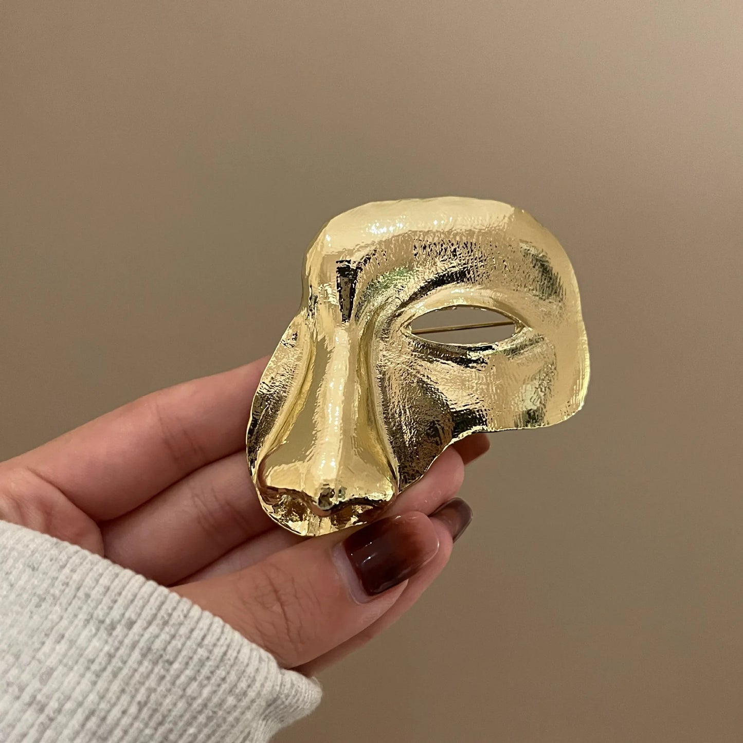 Mimi's Goth, Unisex, Trendy, Stylish, Punk, Vintage, Face, Lips Shape, Golden Brooch