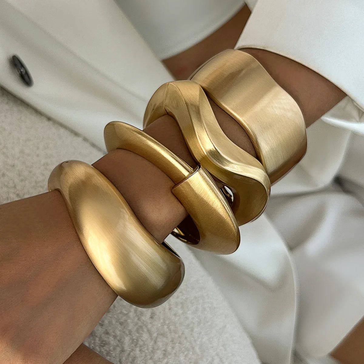 Rania's Chunky, Wide, Trendy, Vintage, Wavy, Stylish, Golden, Cuff, Thick, Bracelet