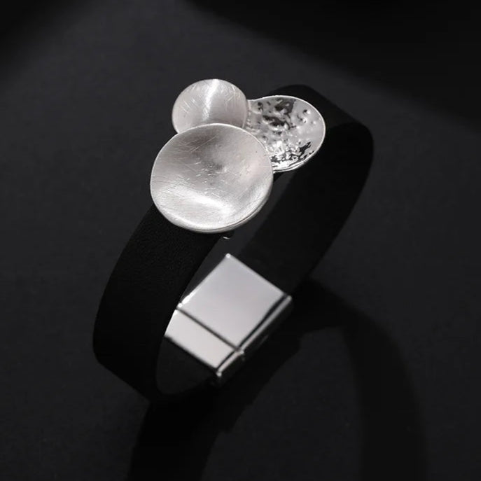 Eveline's Trendy, Stylish, Retro, Black Leather, Alloy, Magnet Lock, Bangles Bracelets