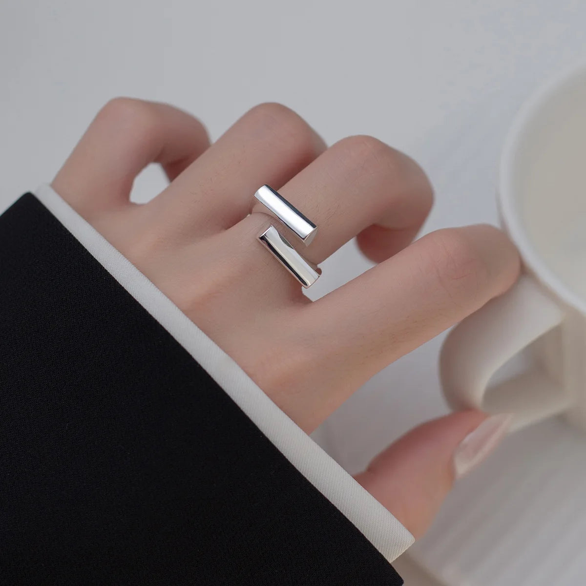 Iris's Fashionable Geometric Metal Irregular Open Ring