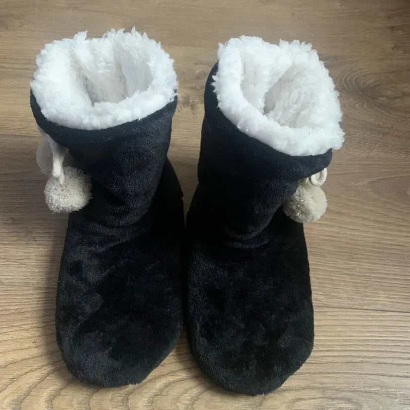 Maria's Furry Home boot