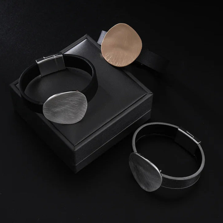 Marian's Luxury, Trendy, Stylish, Retro, Magnet Lock, Golden/Silver, Bangles Bracelets