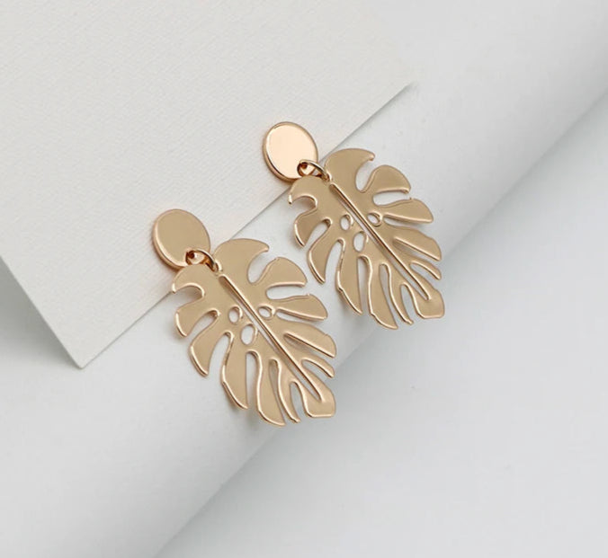 Dana's Hollow Alloy, Stylish, Leaf Round, Golden/Silver, Drop, Dangle, Trendy, Stud Earrings