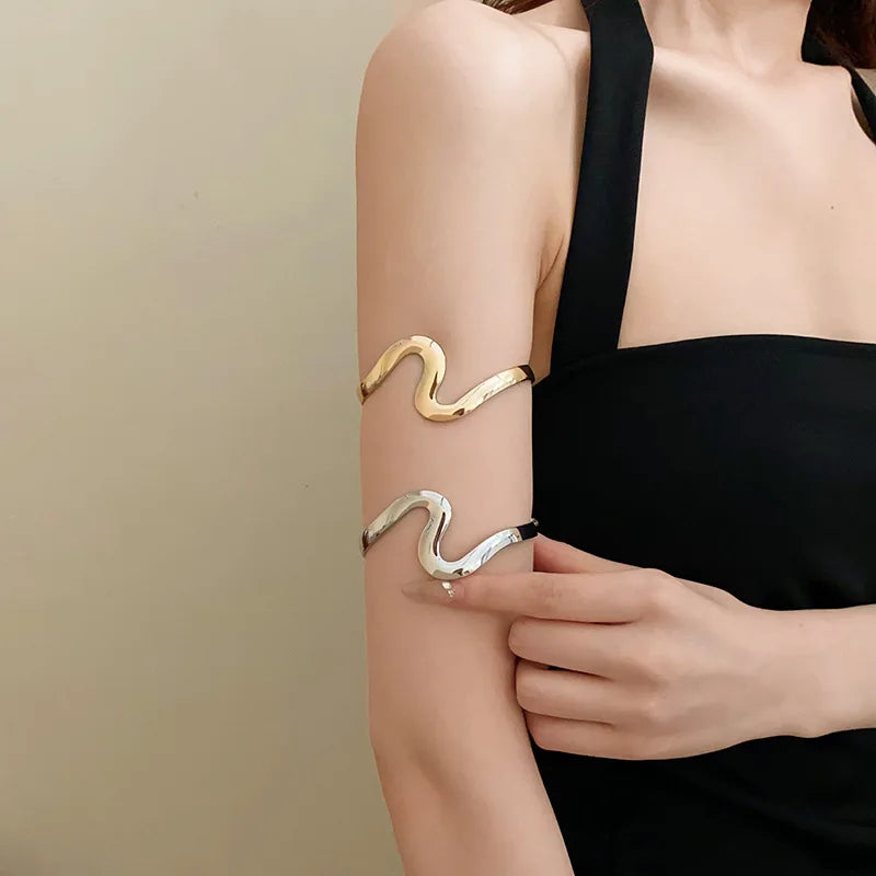 Zoe's Irregular Wavy Shape open Bracelet