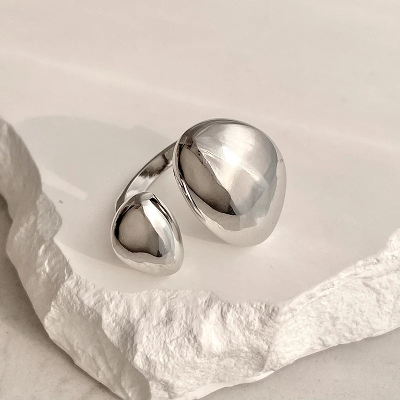 Vivian's Adjustable Artistic Design Alloy Rings