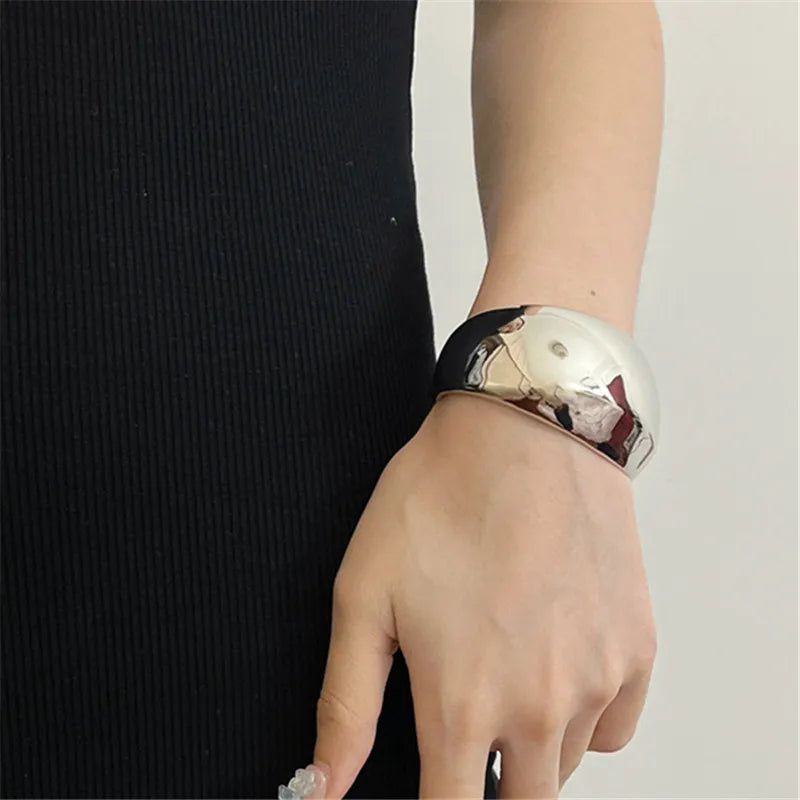 Maggie's Punk, Curved, Smooth, Trendy, stylish, Minimalist, Vintage, Open Bracelet