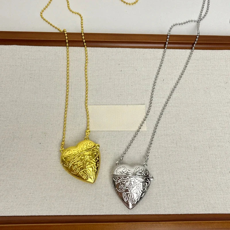 Julia's Modern, Temperament Alloy Metal, Heart Shaped, Golden/Silver, Long Pendant Necklace