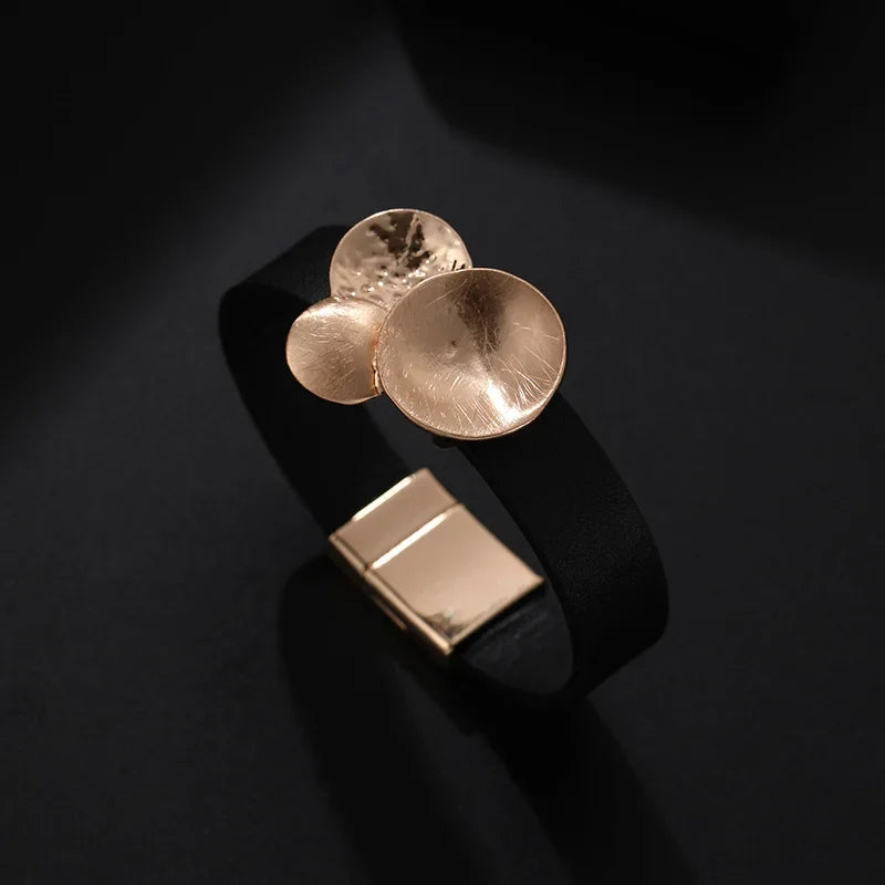 Eveline's Trendy, Stylish, Retro, Black Leather, Alloy, Magnet Lock, Bangles Bracelets