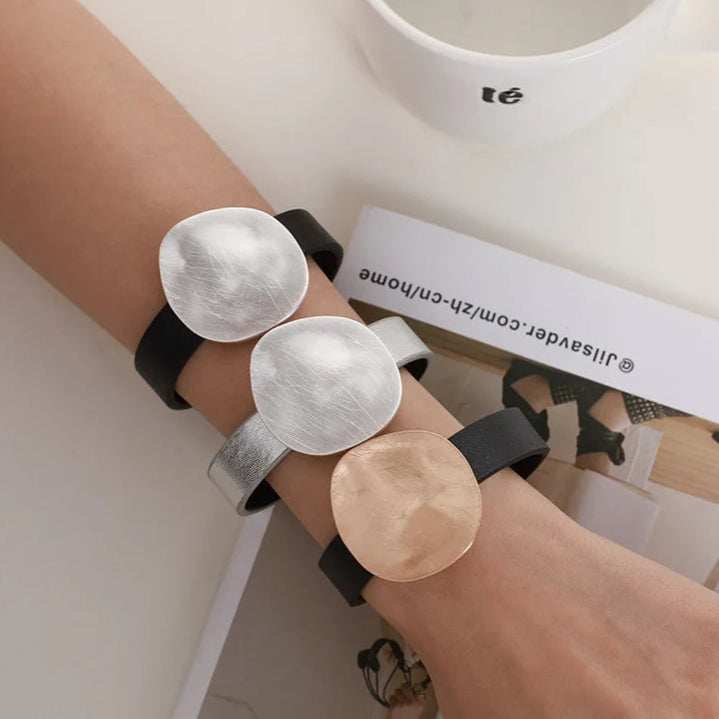 Marian's Luxury, Trendy, Stylish, Retro, Magnet Lock, Golden/Silver, Bangles Bracelets