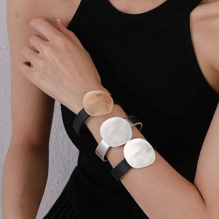 Marian's Luxury, Trendy, Stylish, Retro, Magnet Lock, Golden/Silver, Bangles Bracelets