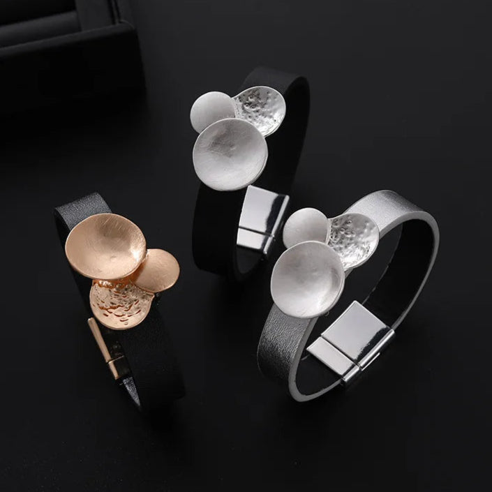 Eveline's Trendy, Stylish, Retro, Black Leather, Alloy, Magnet Lock, Bangles Bracelets