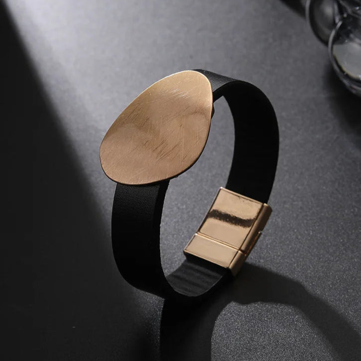 Tania's Trendy, Stylish, Vintage, Minimalist, Magnet Lock, Golden/Silver, Cuff, Bangles Bracelets