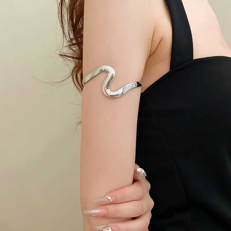 Zoe's Irregular Wavy Shape open Bracelet