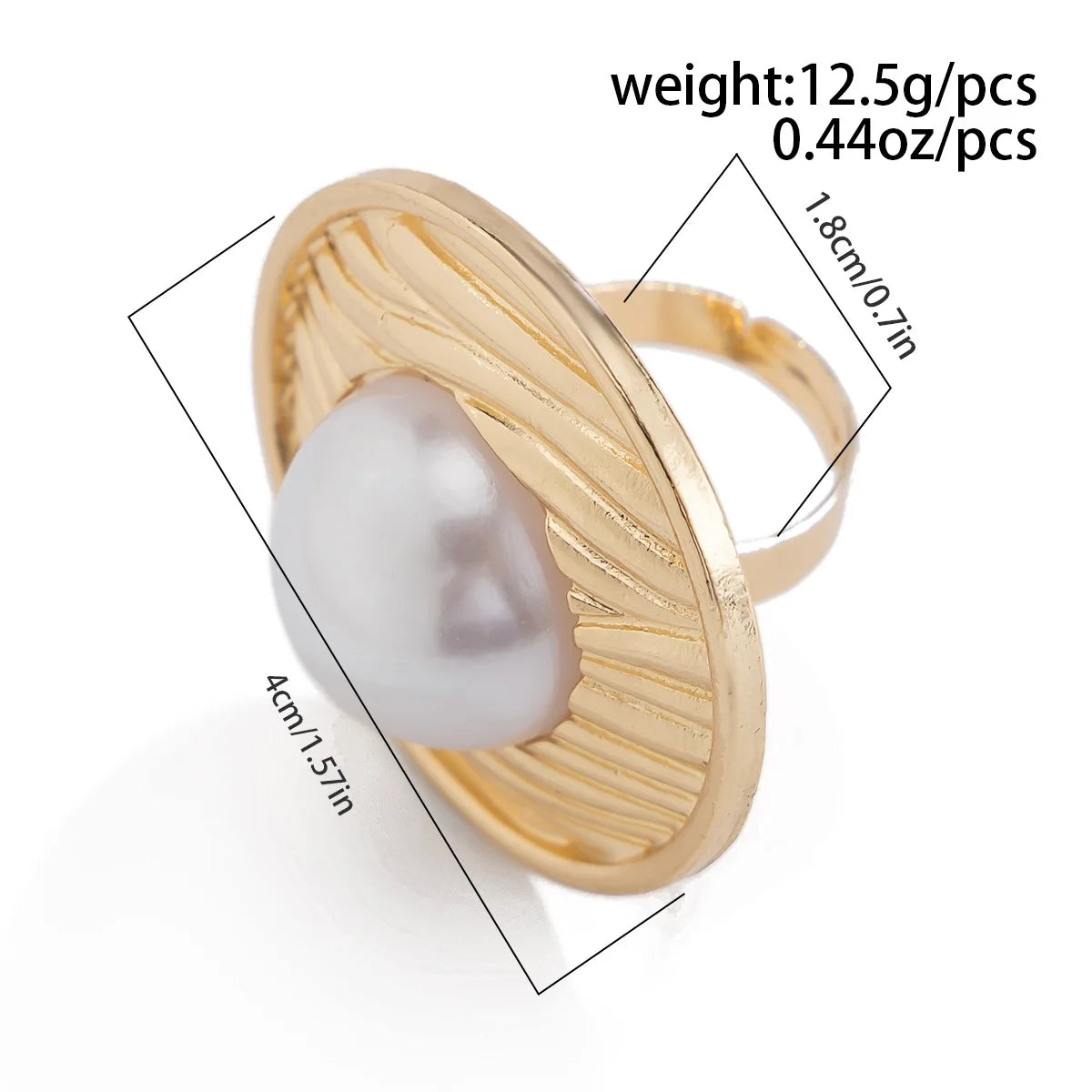 Huda's French Design Alloy ring with pearl