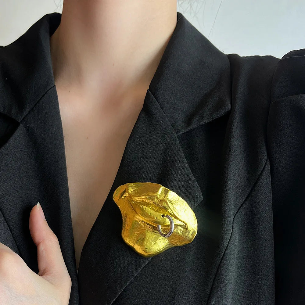 Shila's Lips Shape, Trendy, Stylish, Boho, Vintage, Unisex, Golden Pin Brooch