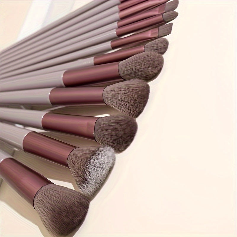 Suzan's Makeup Brush Set